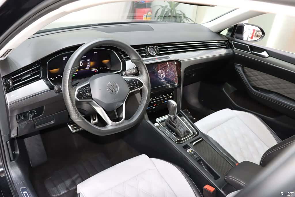 Volkswagen Magotan, 2023 9