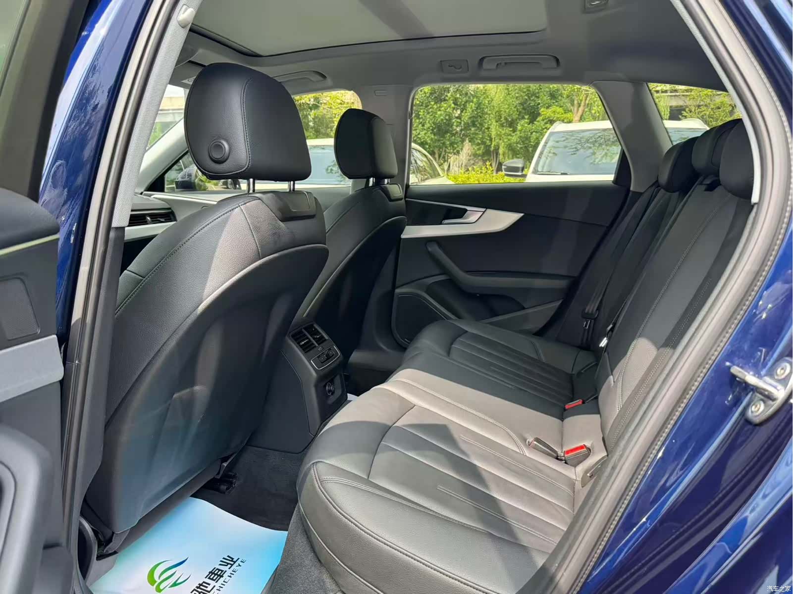 Audi A4, 2019 12