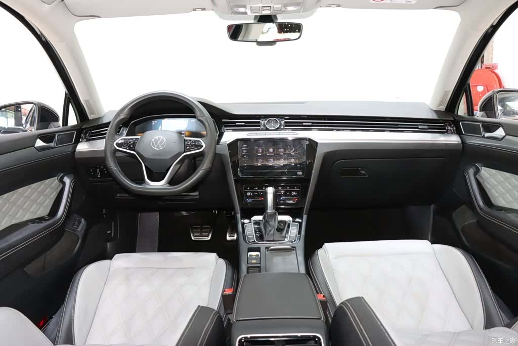 Volkswagen Magotan, 2023 12