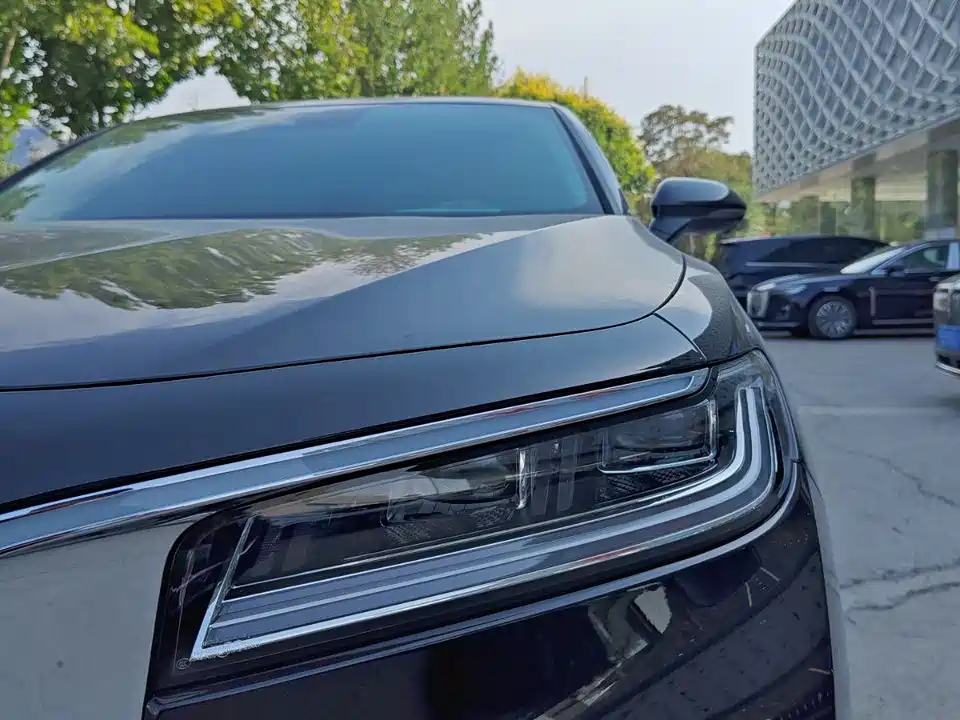 Hongqi H9