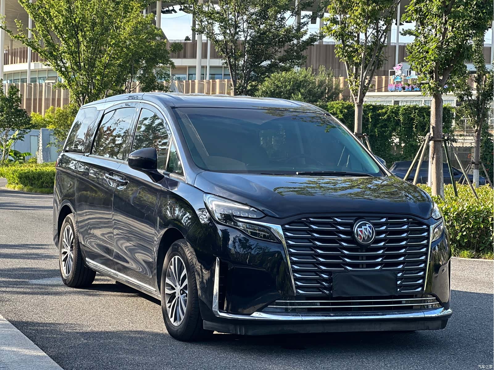Buick GL8, 2023 3