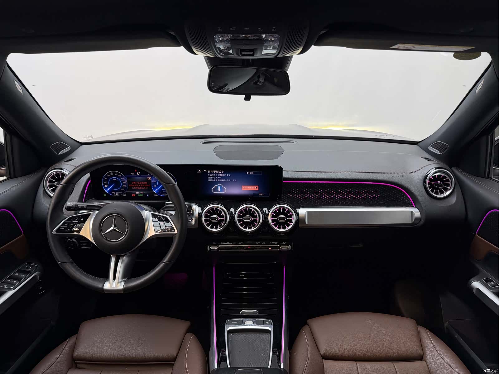 Mercedes-Benz EQB, 2024 10
