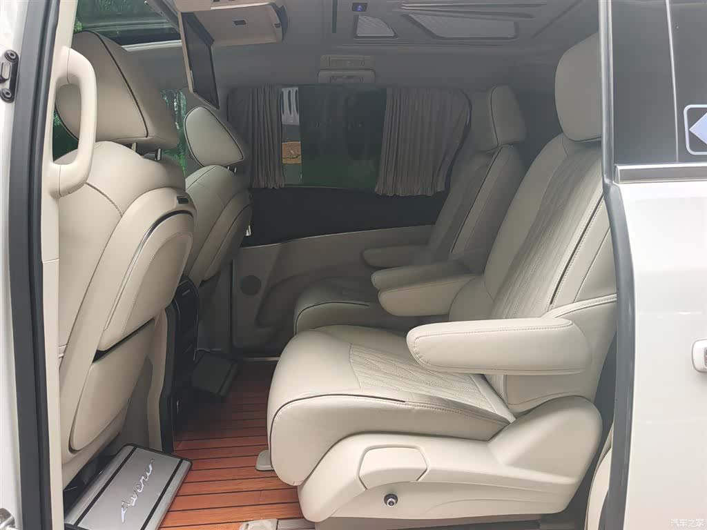Buick GL8, 2021 8