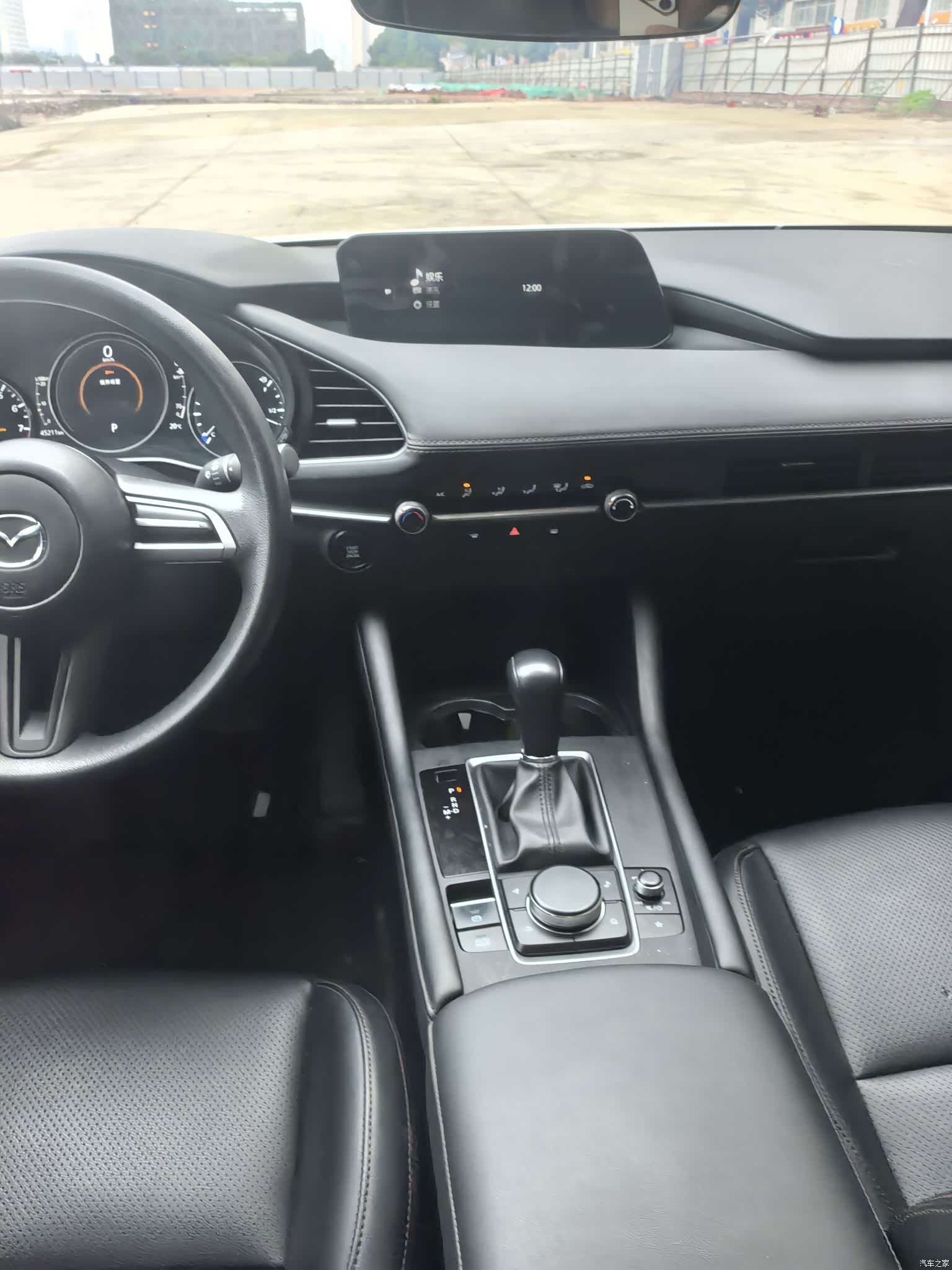 Mazda Mazda3, 2022 все фото