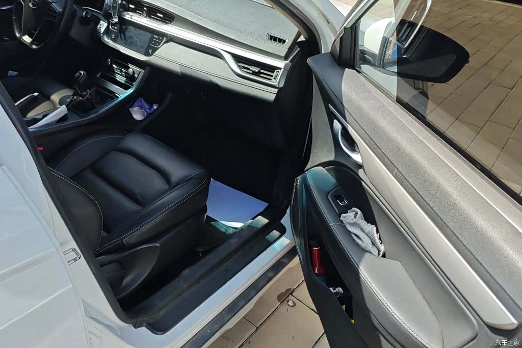 Geely S1, 2017 8