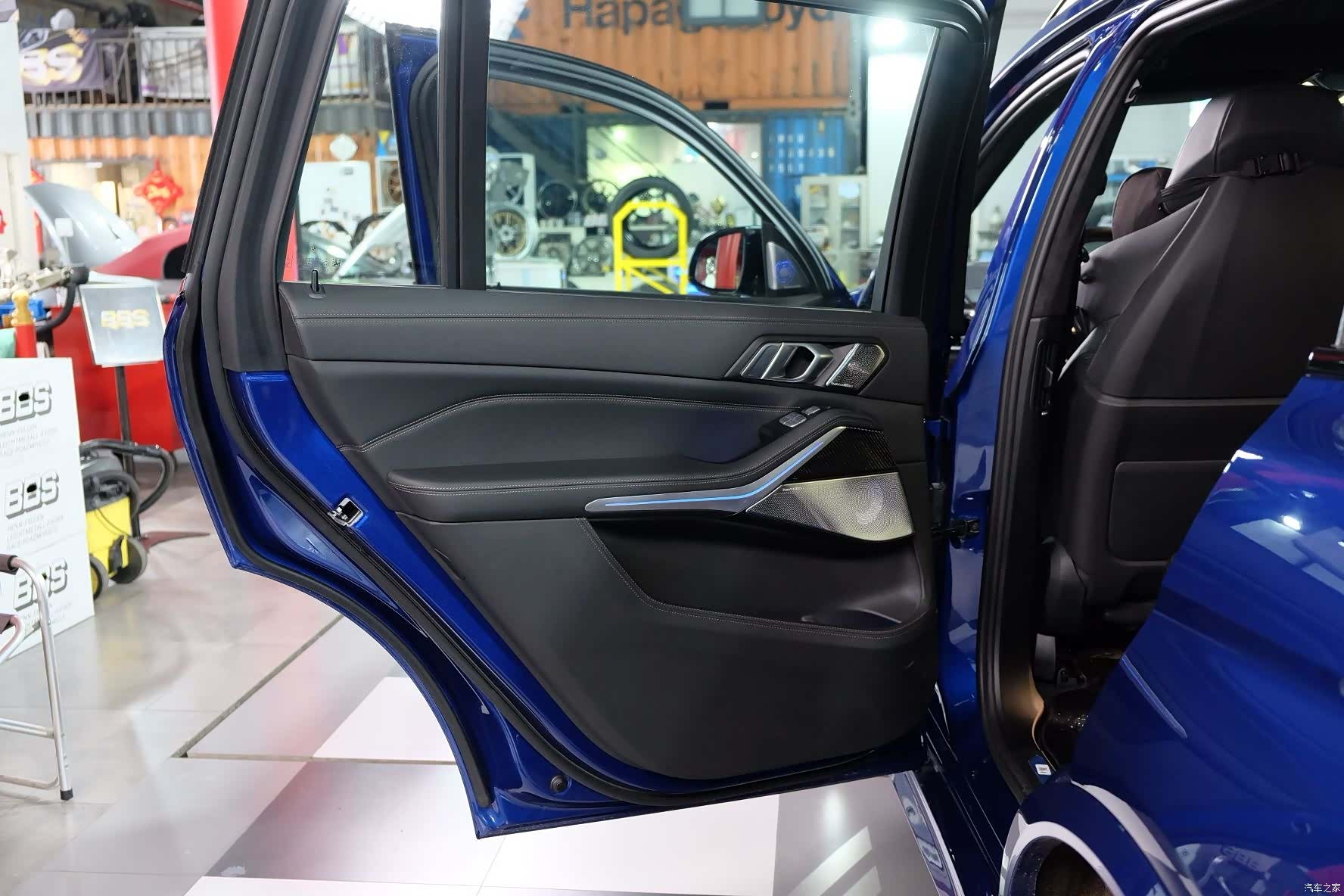 BMW X7, 2025 10