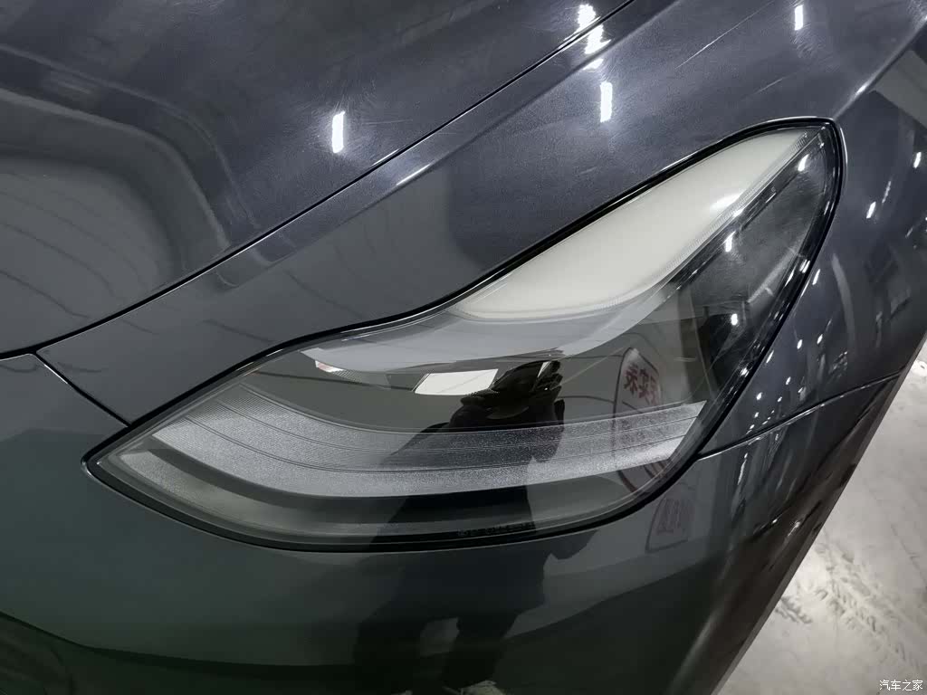 Tesla Model Y, 2024 7