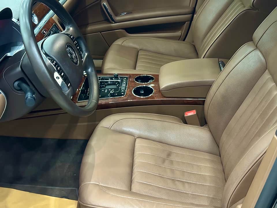 Volkswagen Phaeton