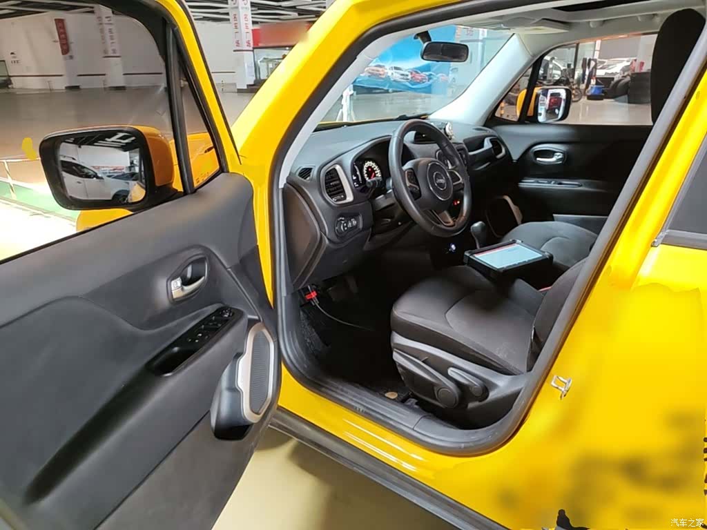 Jeep Renegade, 2018 16