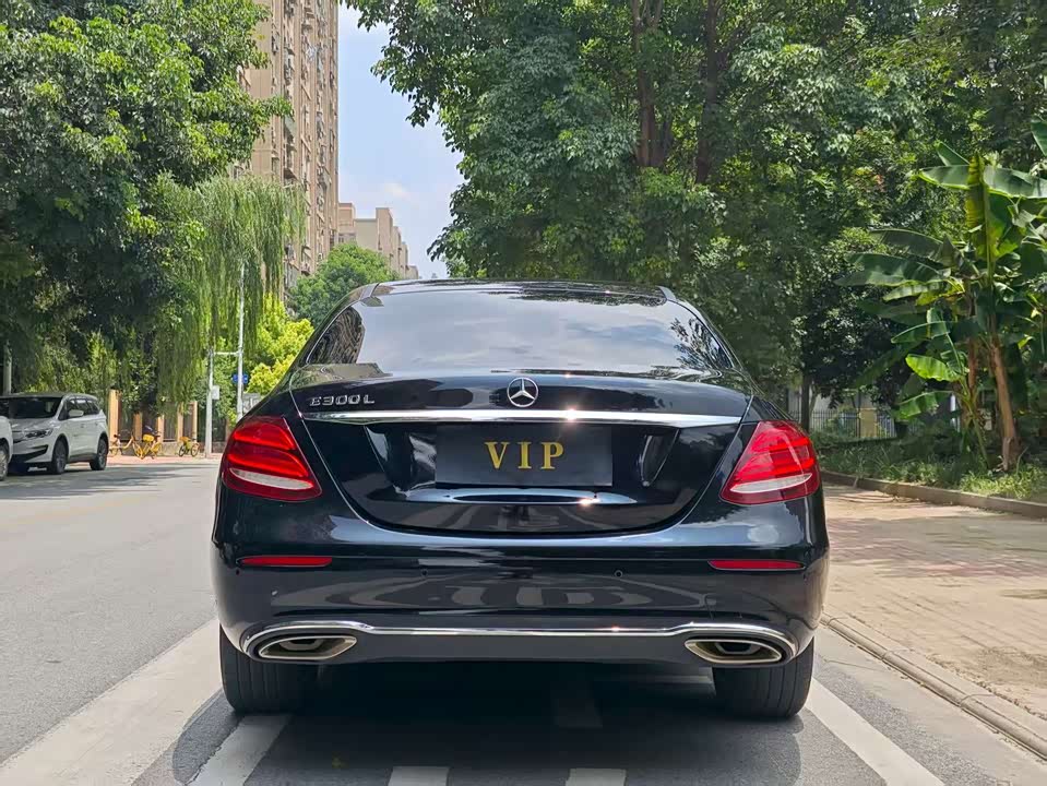 Mercedes-Benz E-class Mercedes-Benz E-class