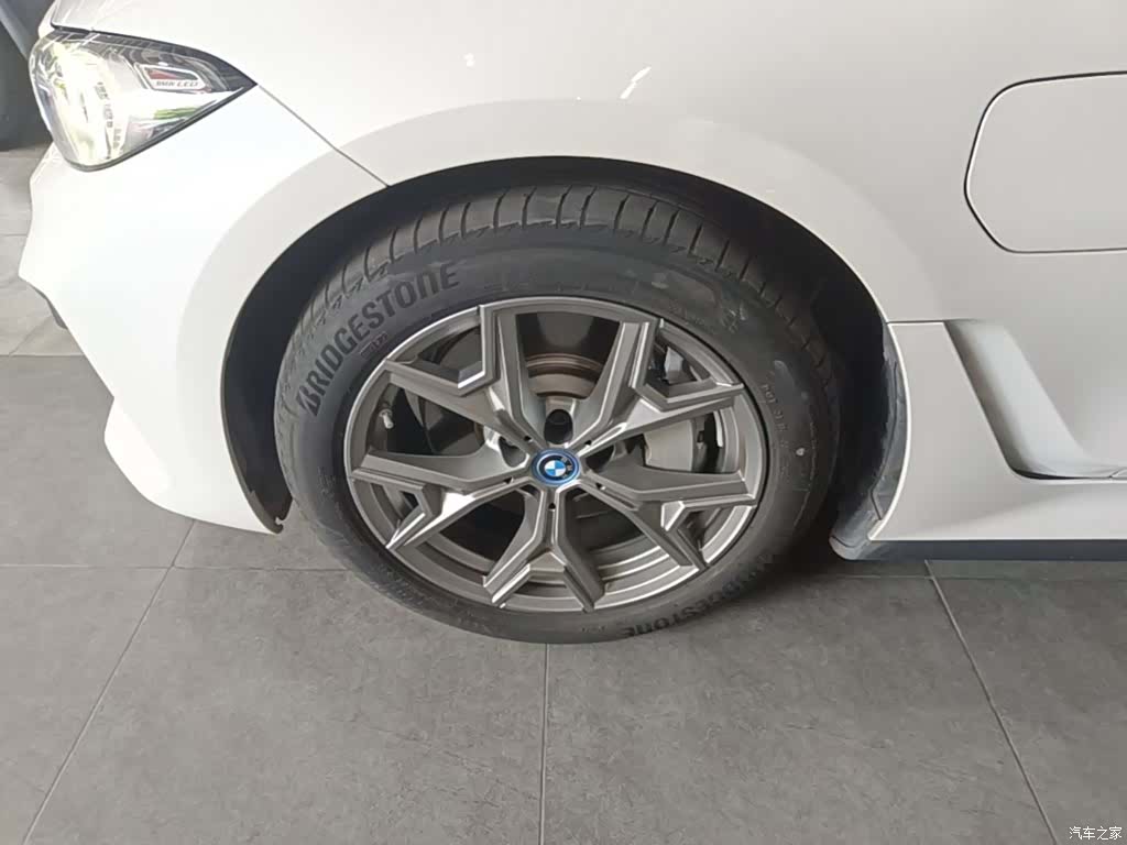 BMW i3, 2023 23