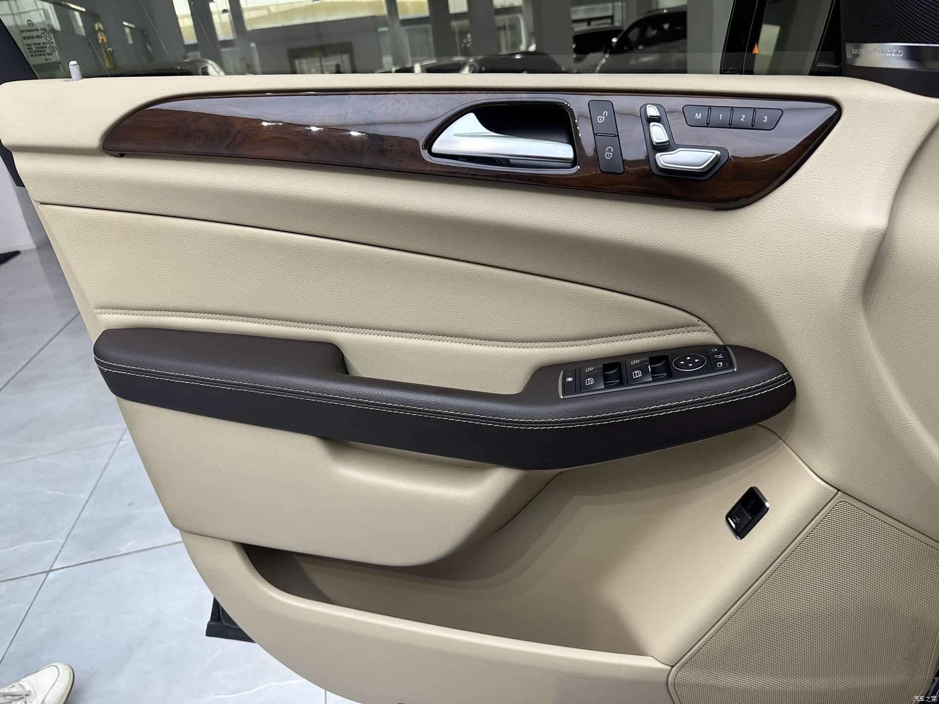 Mercedes-Benz GLS, 2017 12
