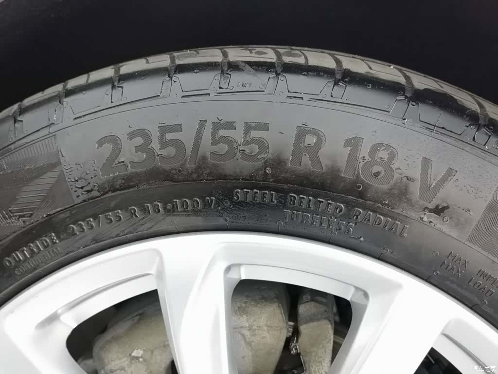 Cadillac XT4, 2022 24