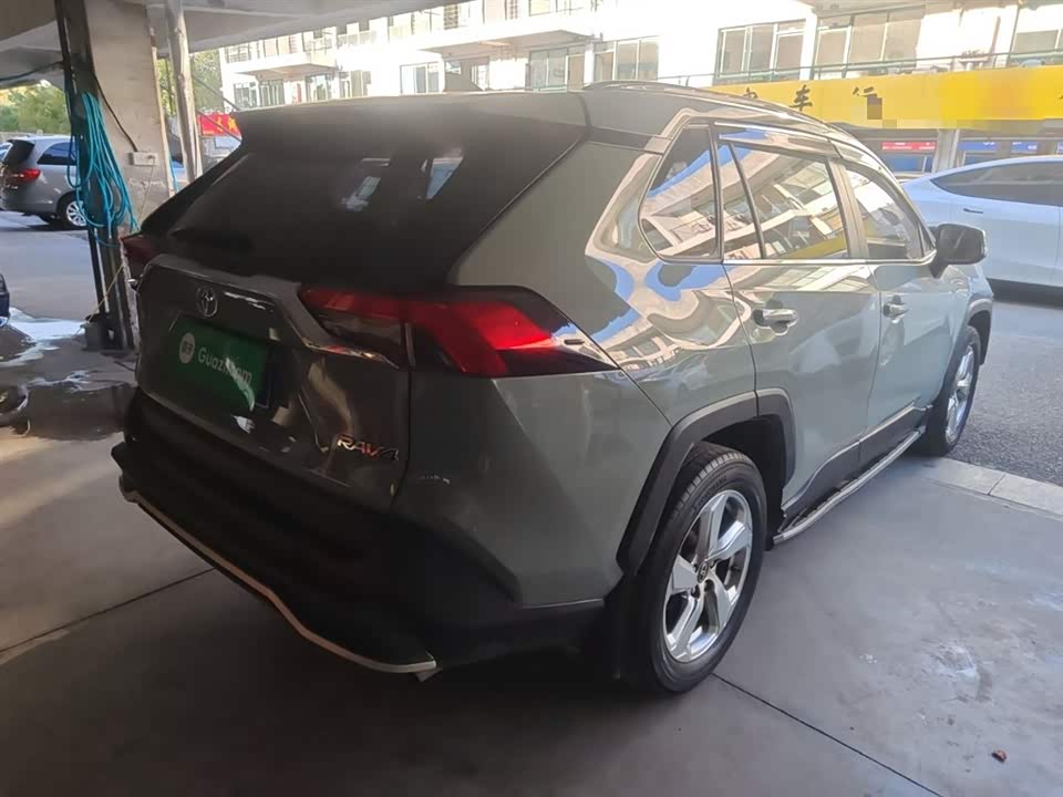 Toyota RAV4 Rongfang
