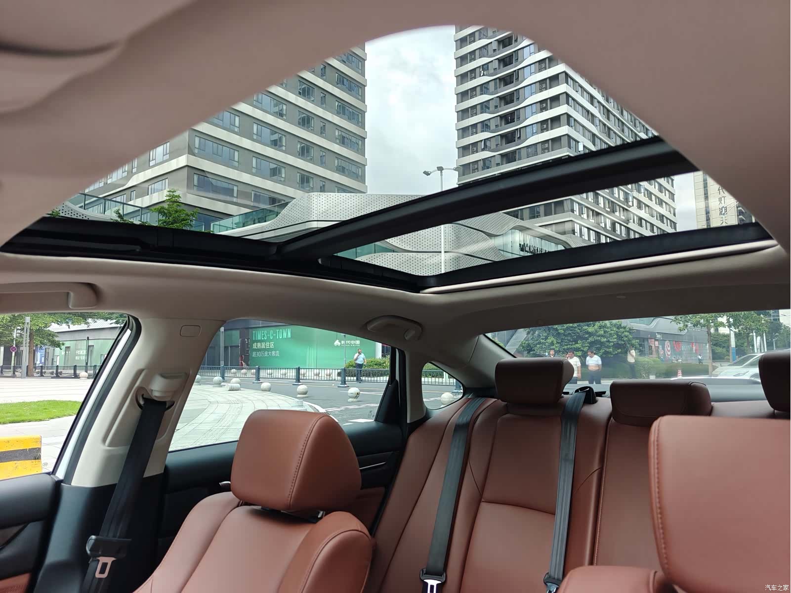 Honda Inspire, 2019 13