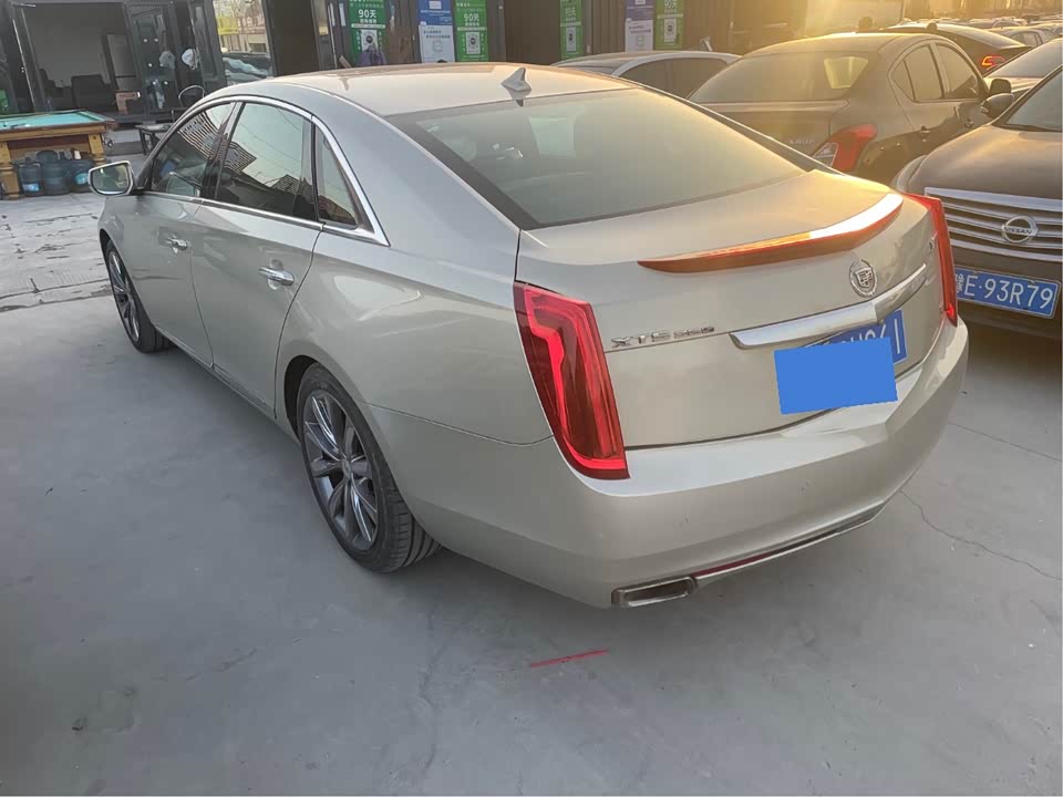 Cadillac XTS