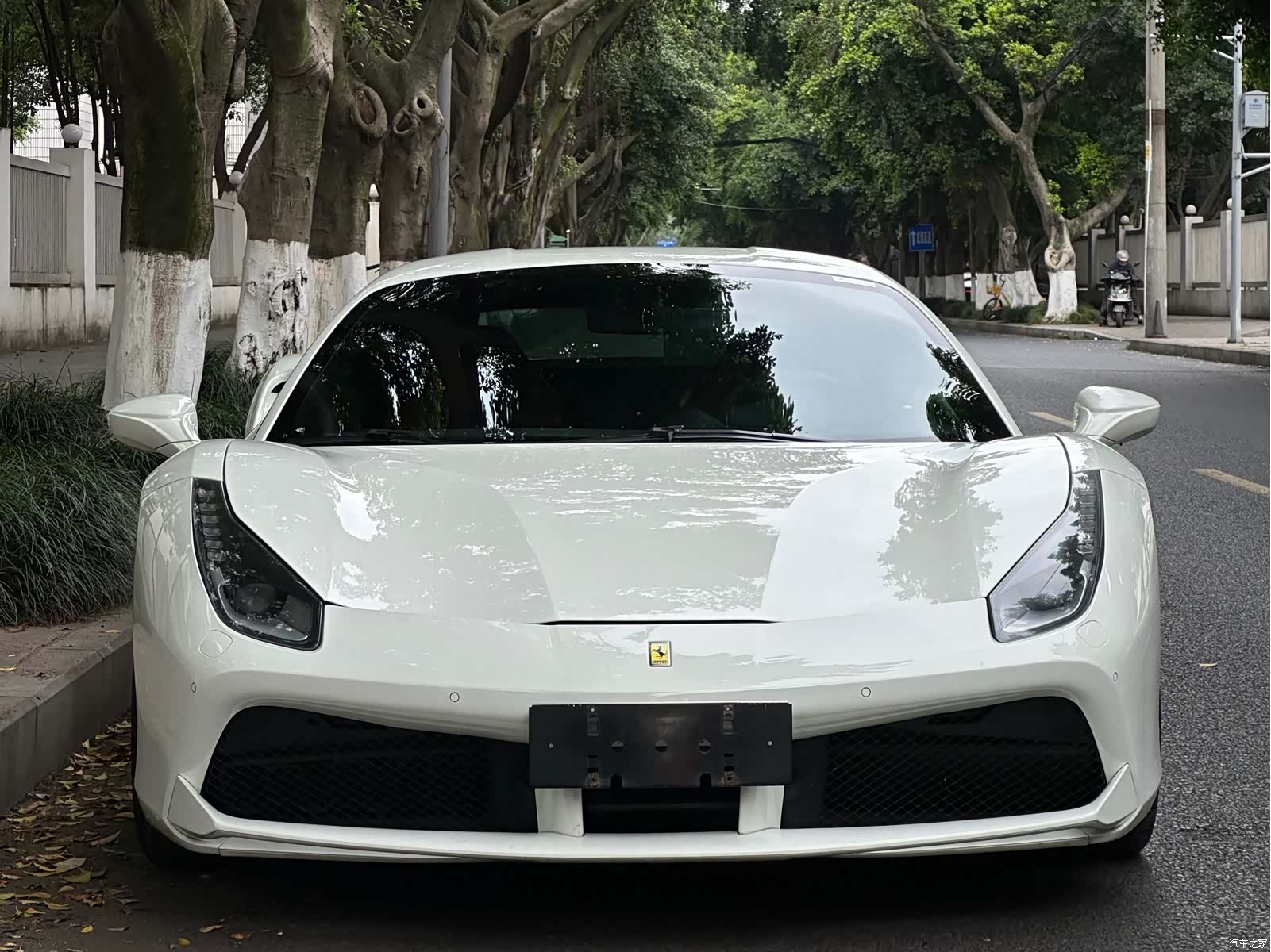 Ferrari 488, 2016 2