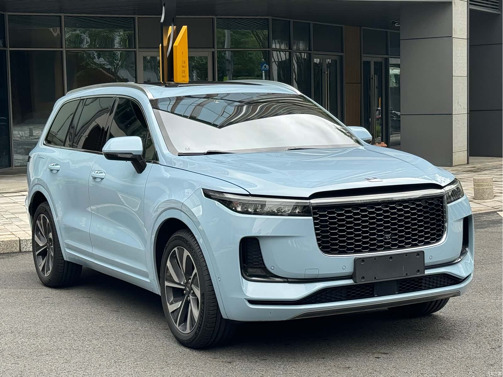 Li Auto ONE, 2022 3