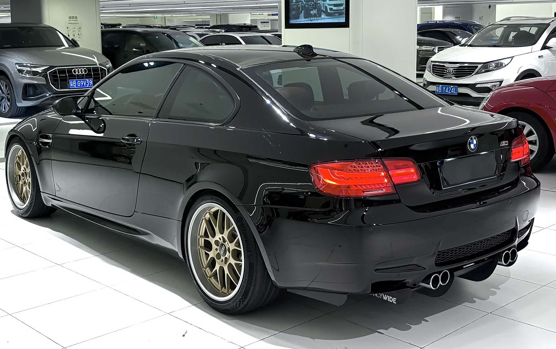 BMW M3, 2011 9
