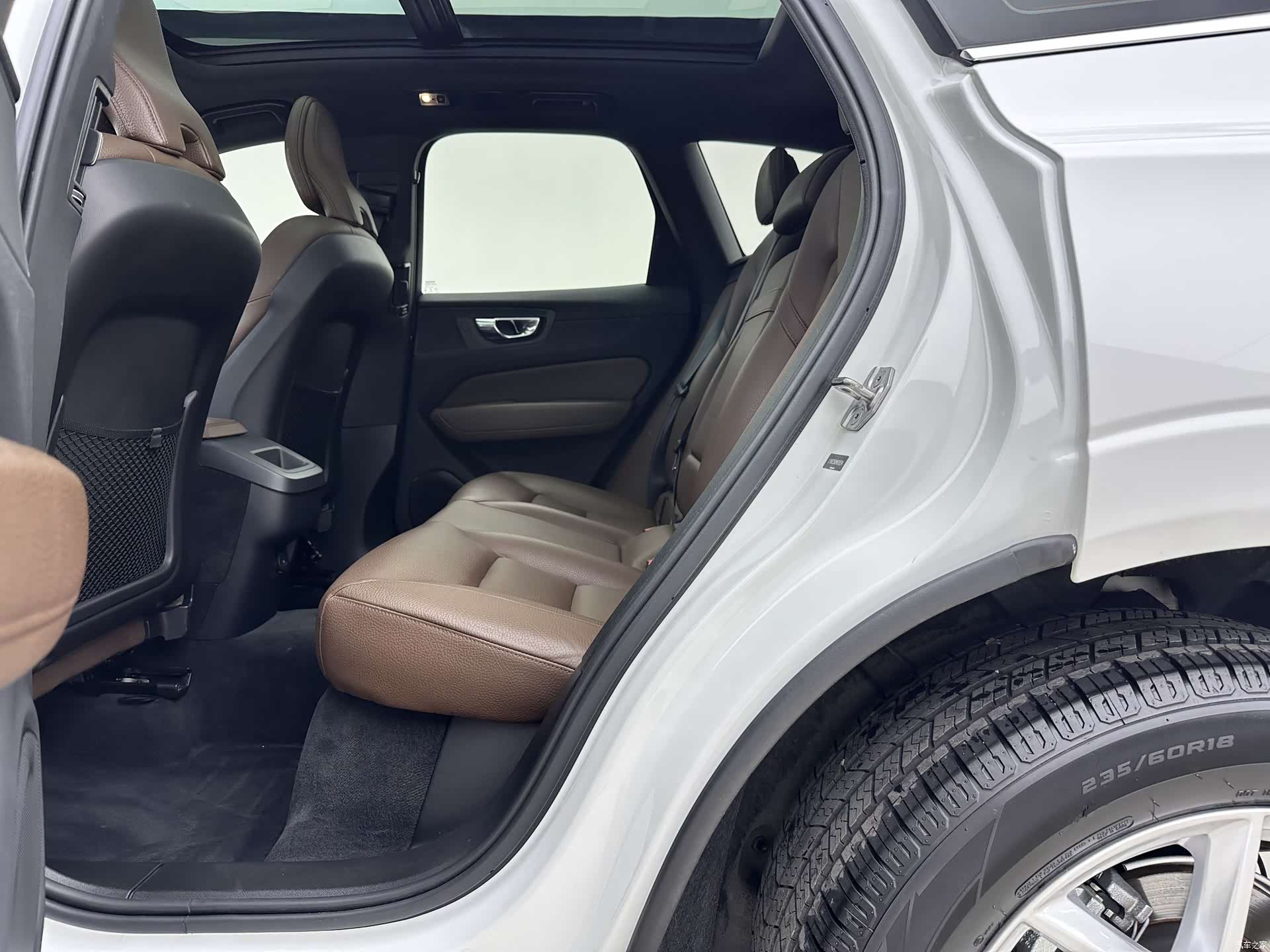 Volvo XC60, 2021 6