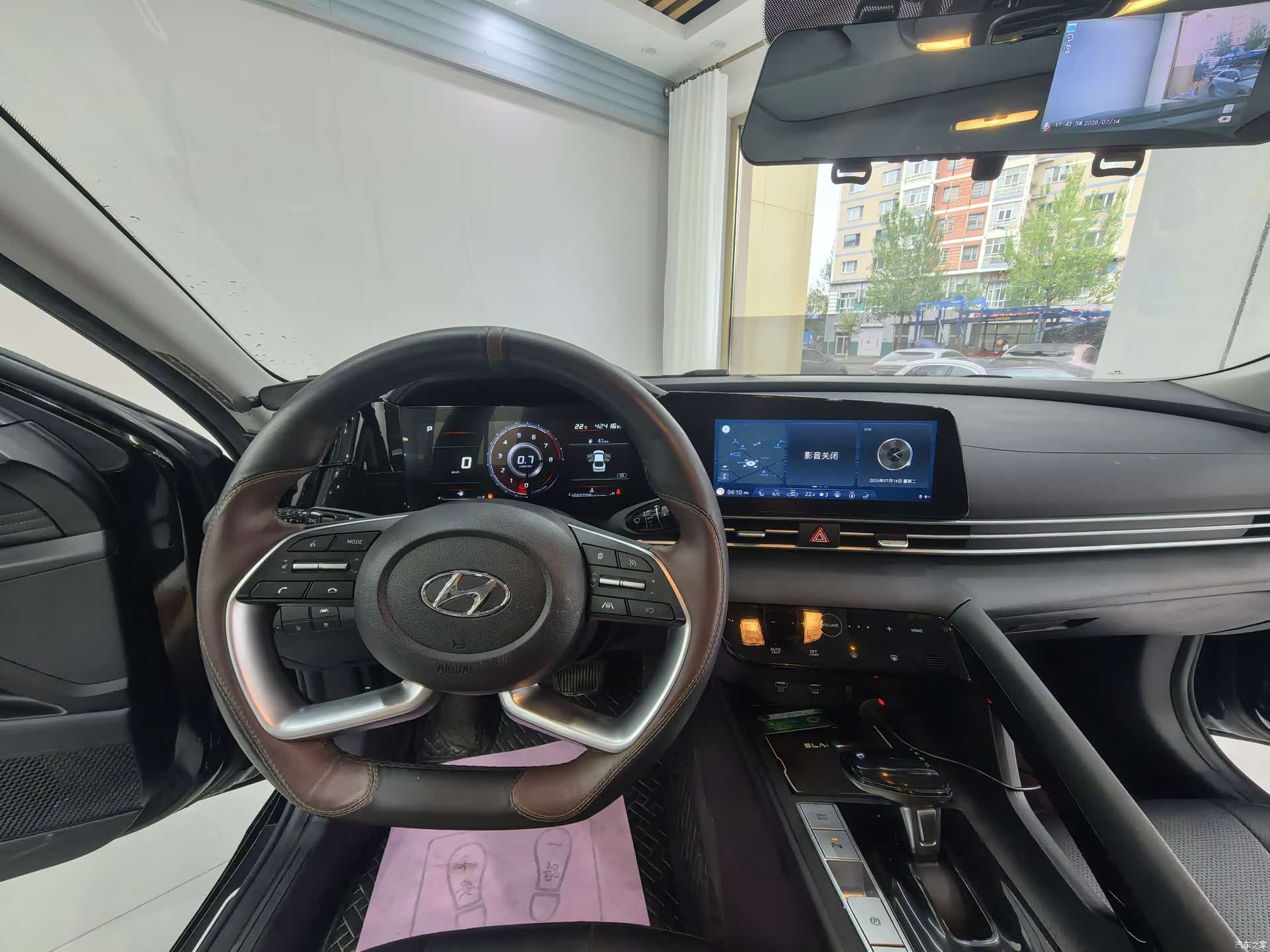 Hyundai Elantra, 2022 11