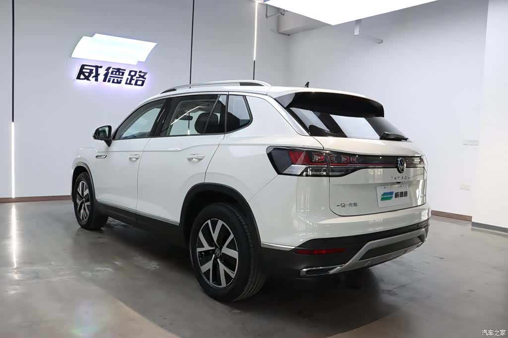 Volkswagen Tayron, 2023 3