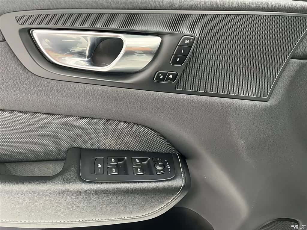 Volvo XC60, 2022 17