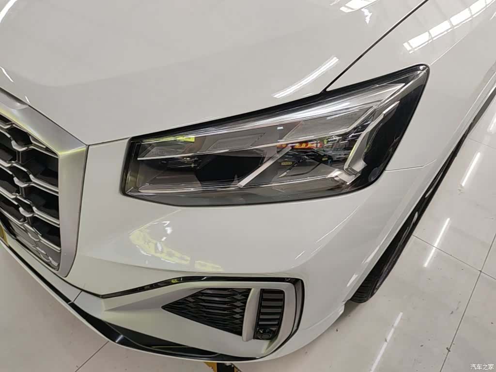 Audi Q2L, 2022 24