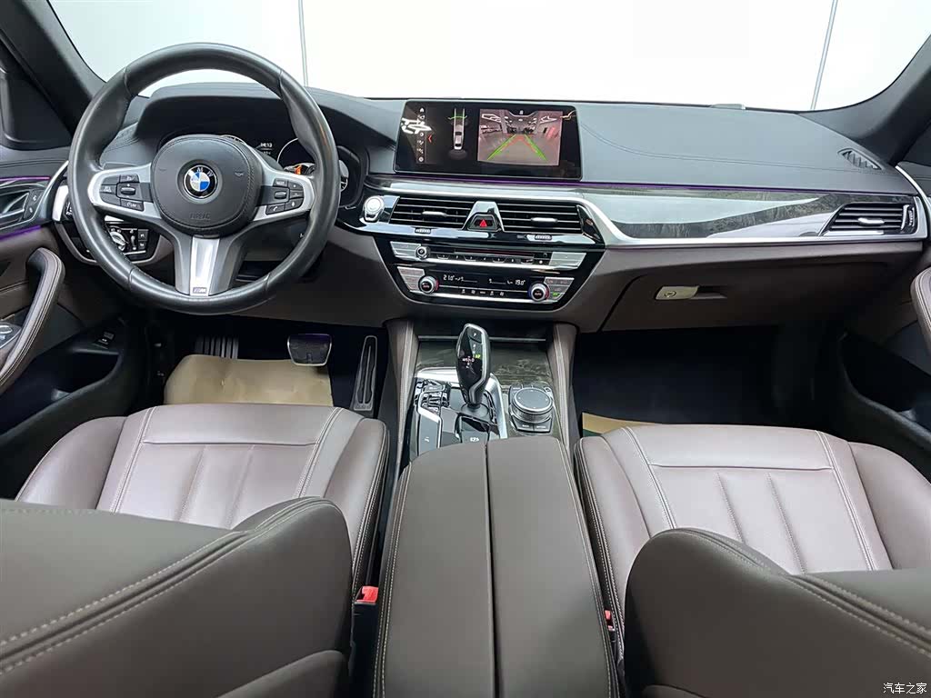 BMW 5 Series, 2019 27
