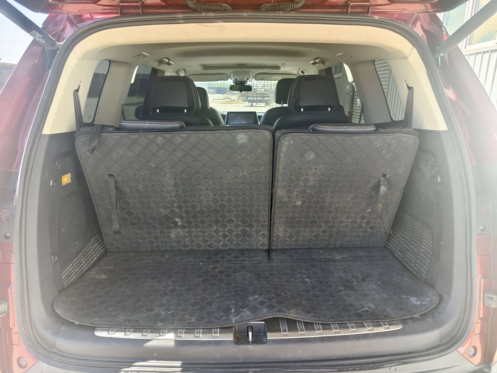 Maxus D90, 2018 10