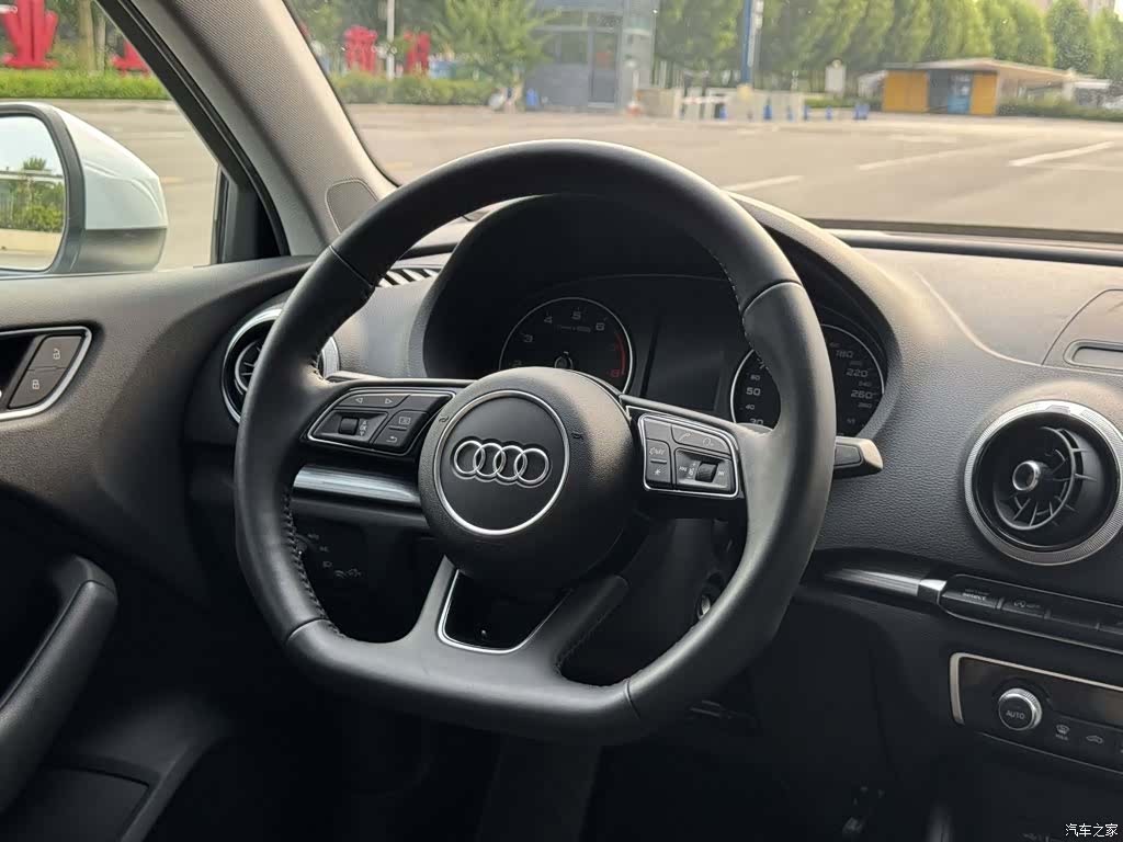 Audi A3, 2018 9