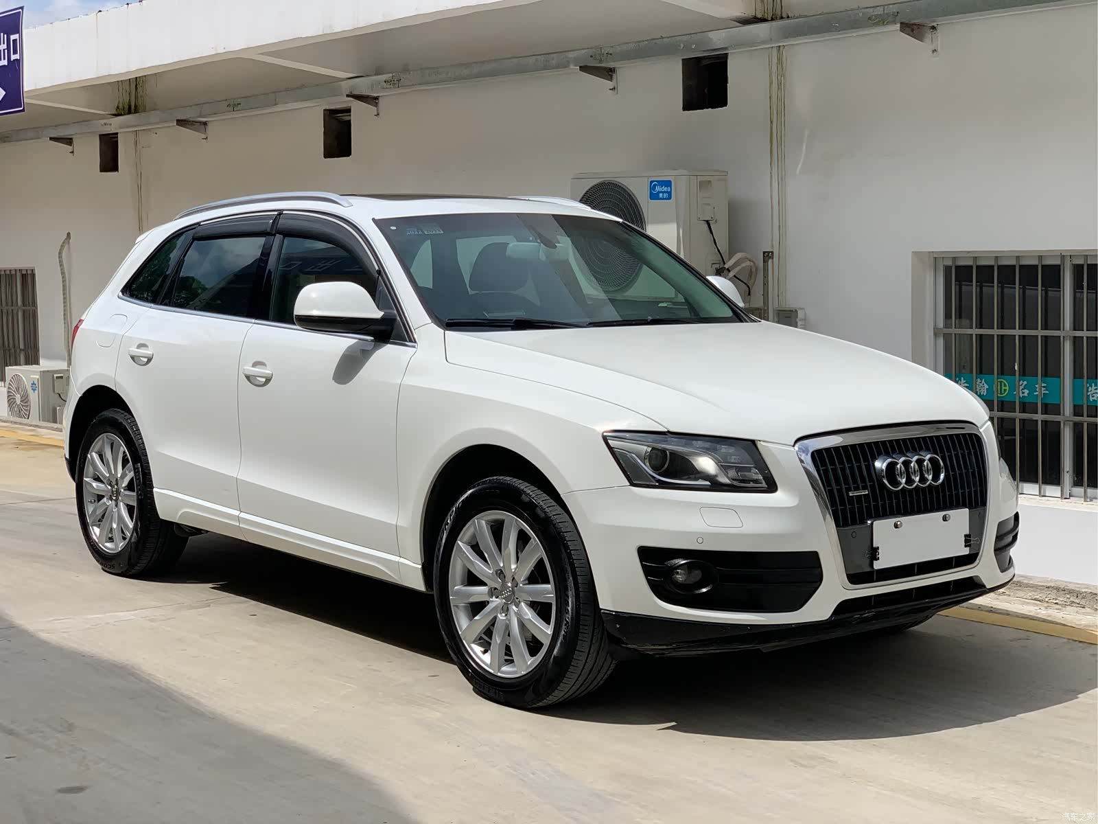 Audi Q5, 2010 3