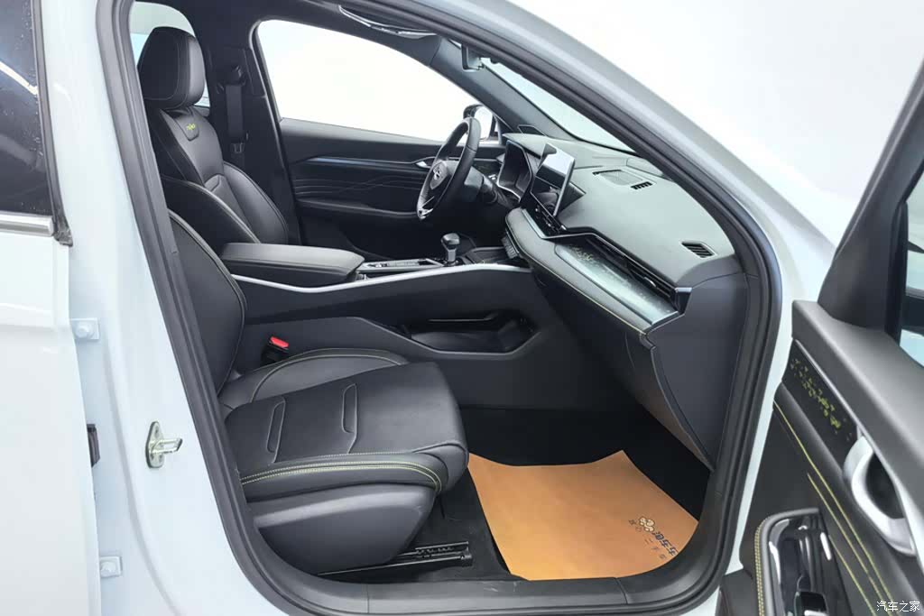 Geely Preface, 2024 8