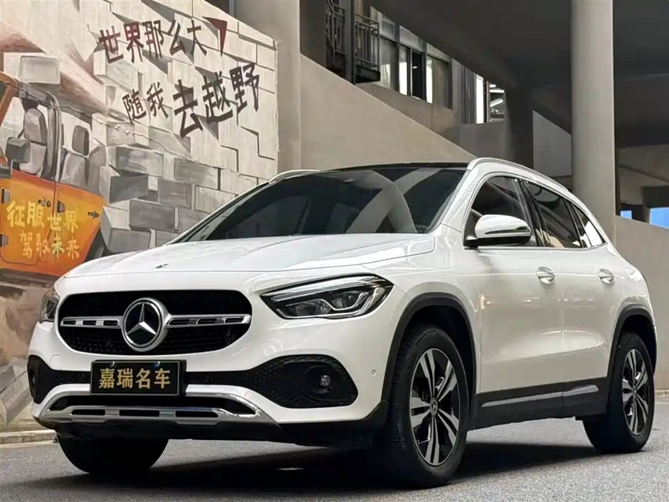 Mercedes-Benz GLA