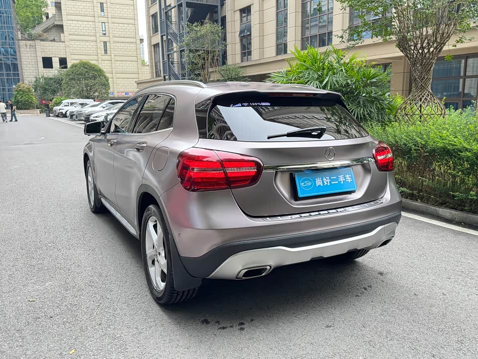 Mercedes-Benz GLA