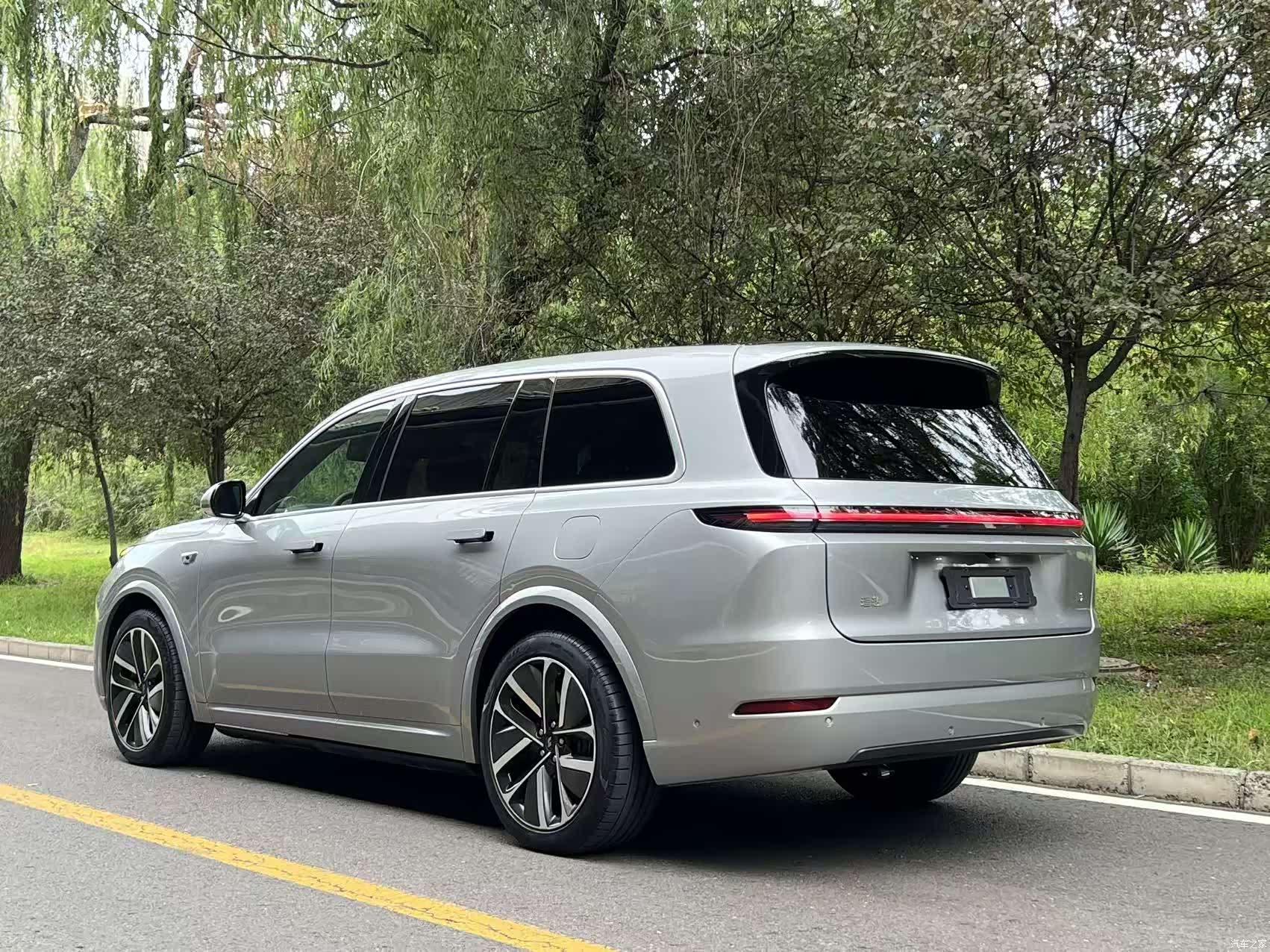 Li Auto L9, 2022 4