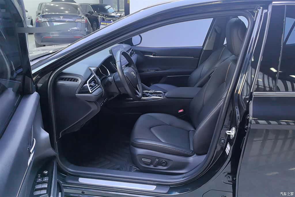 Toyota Camry, 2022 9