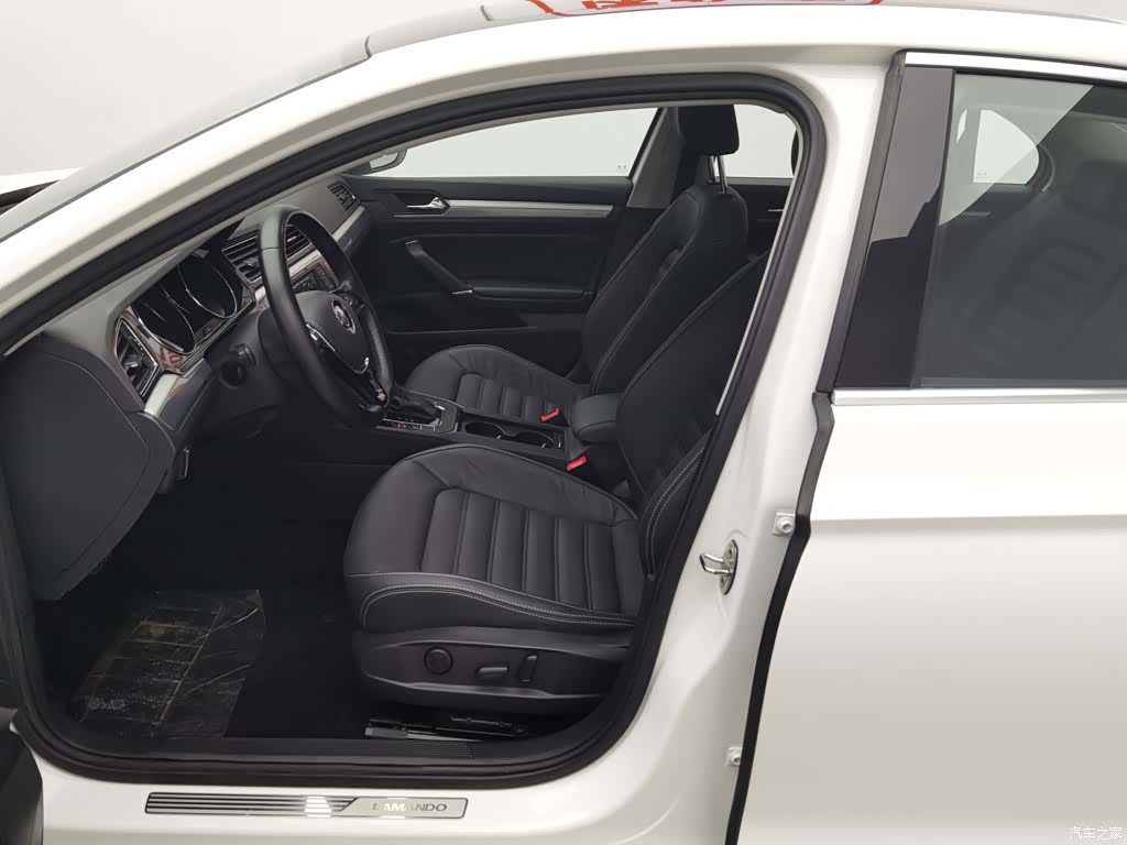Volkswagen Lamando, 2017 10