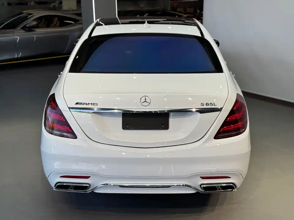 Mercedes-Benz S-class AMG Mercedes-Benz S-class AMG