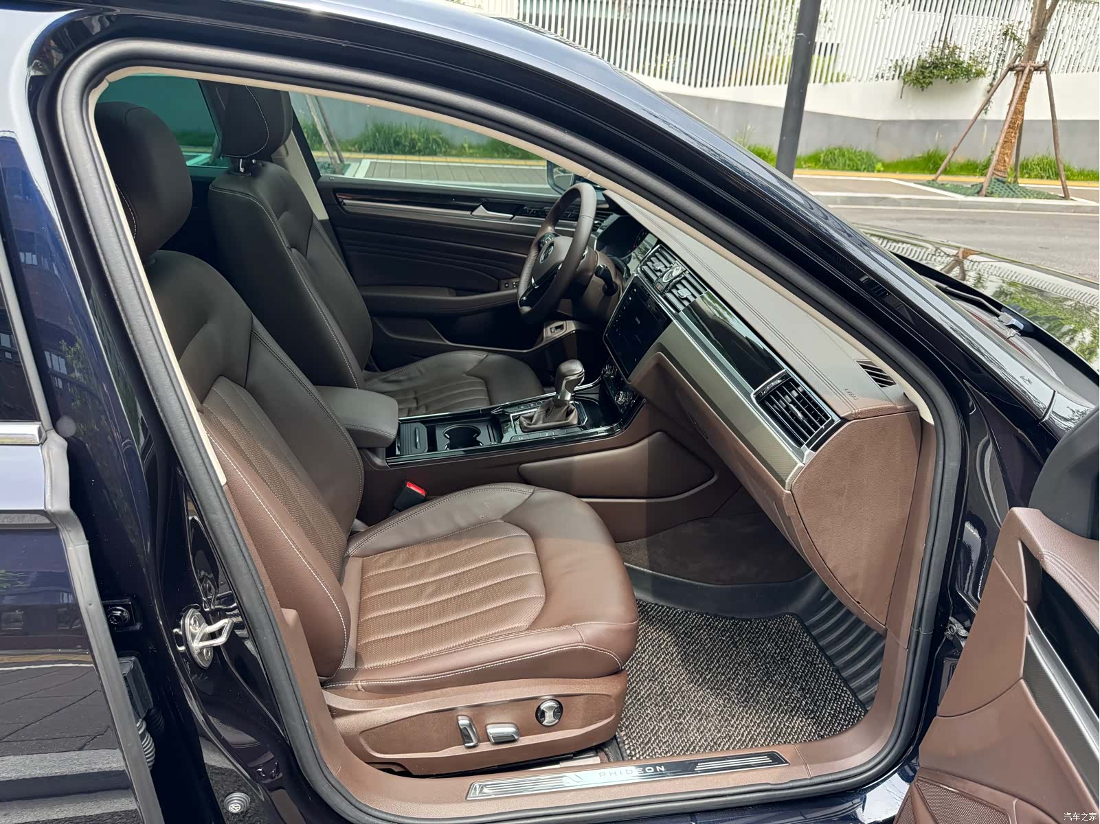 Volkswagen Phideon, 2022 19