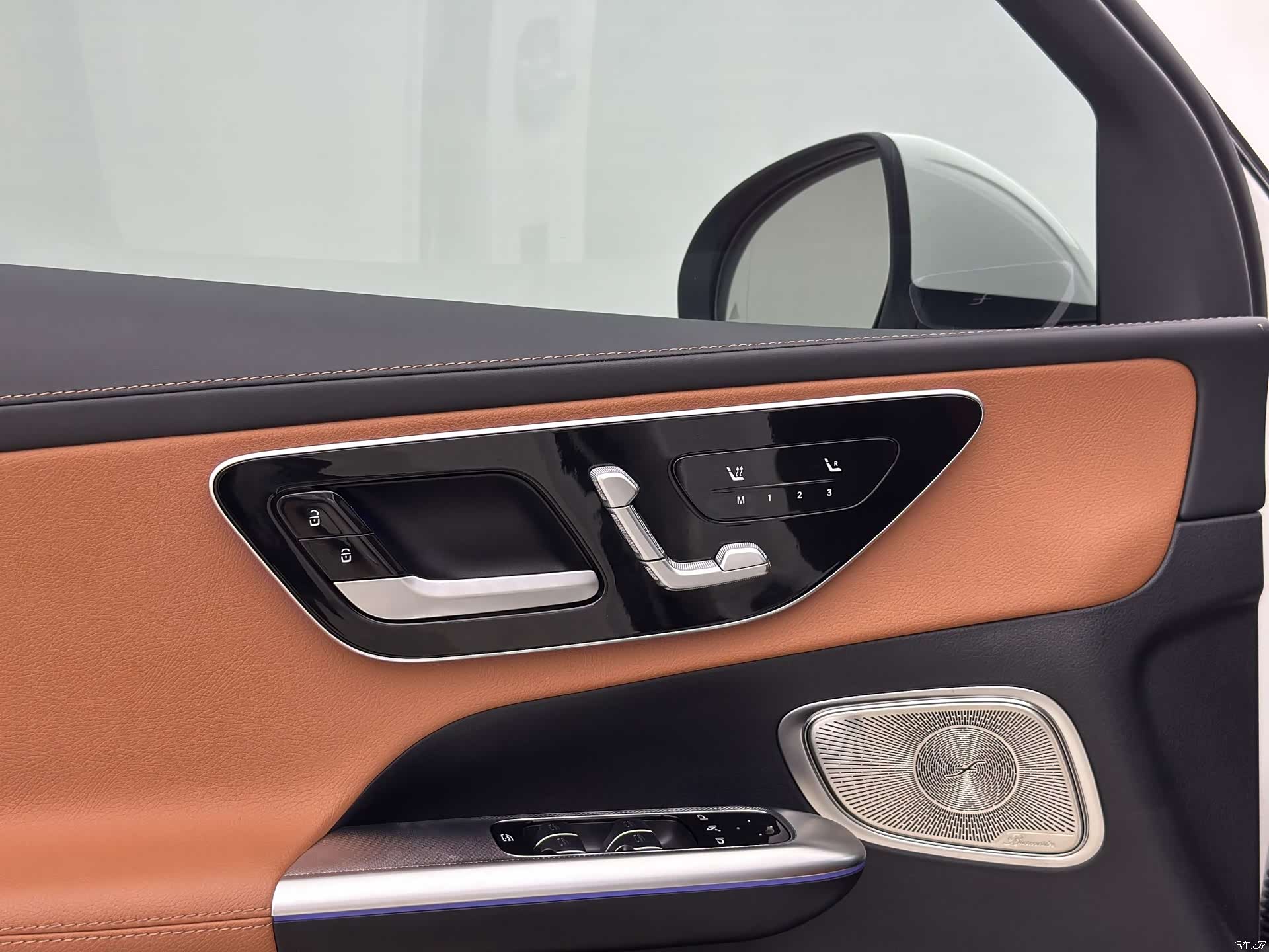 Mercedes-Benz GLC, 2026 10