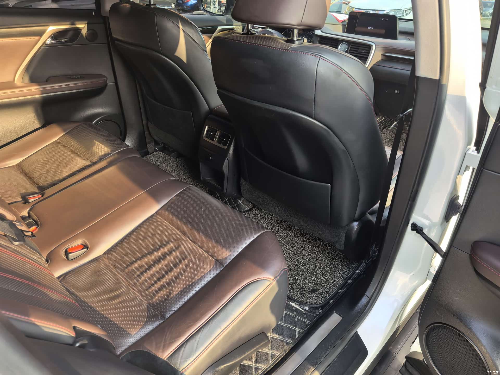 Lexus RX, 2019 6