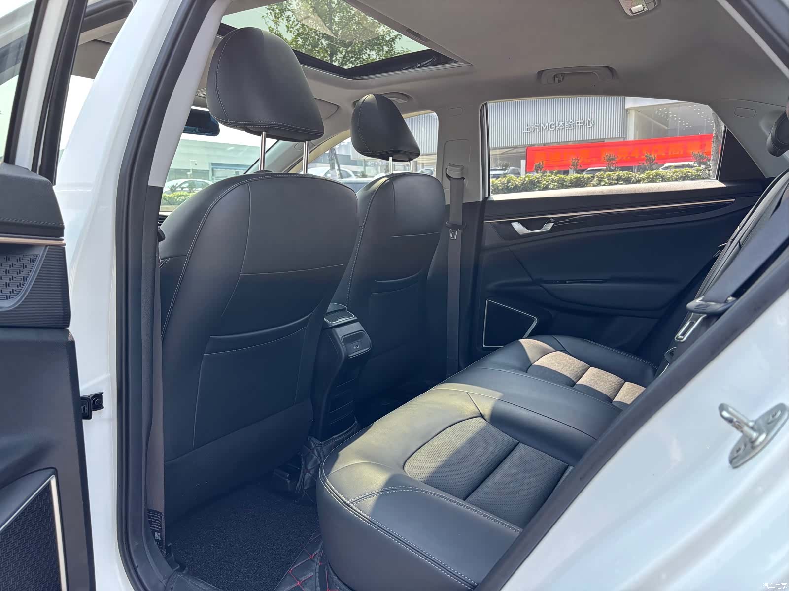 Geely Emgrand, 2021 7