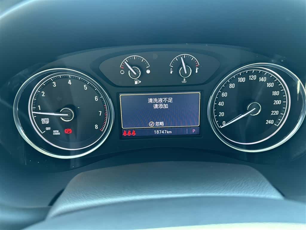 Buick LaCrosse, 2022 все фото