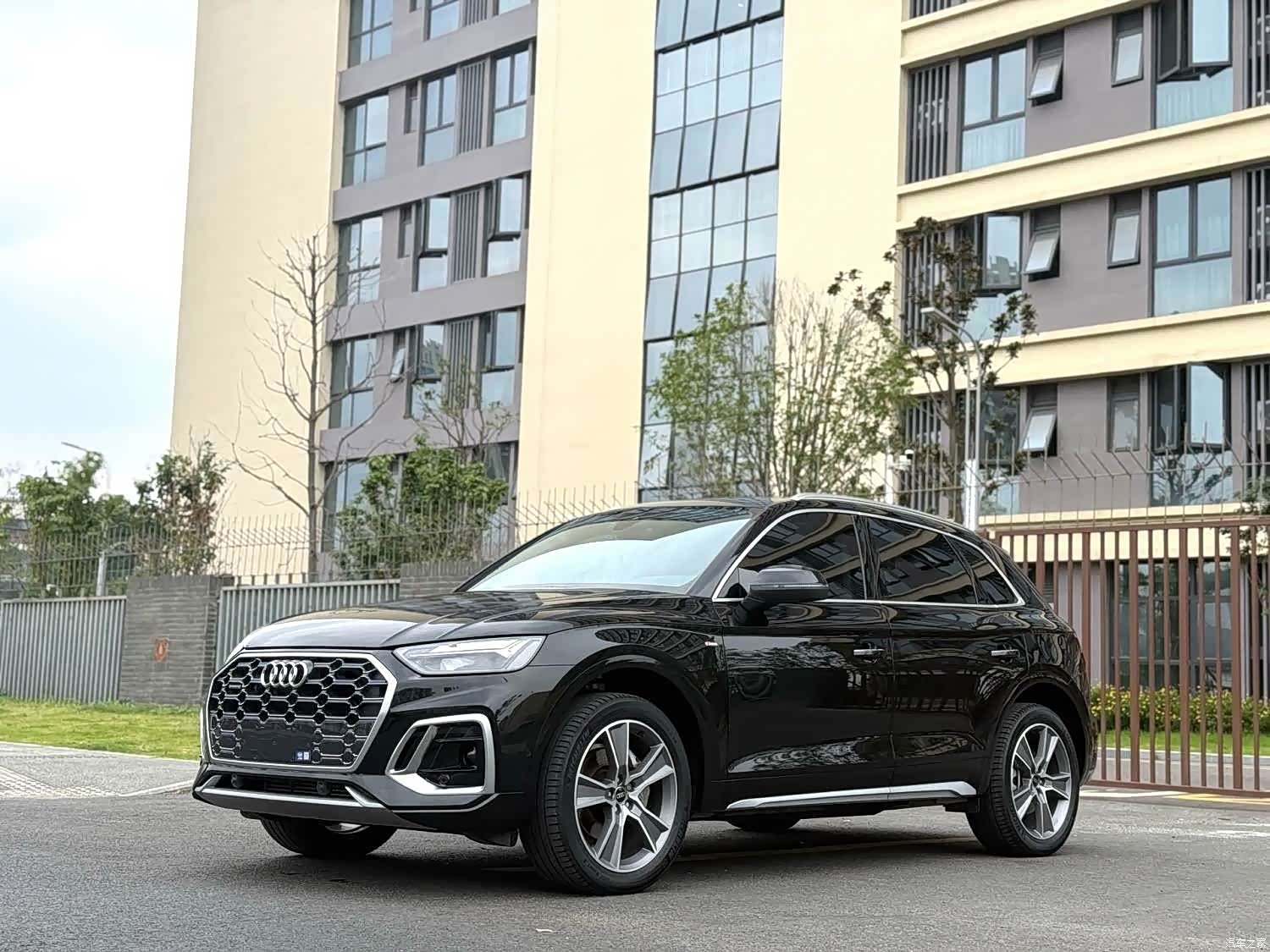 Audi Q5L, 2023 1