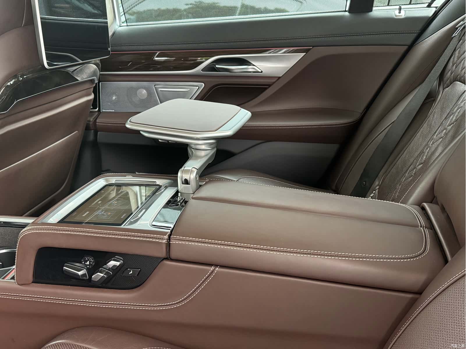 BMW 7 Series, 2017 16