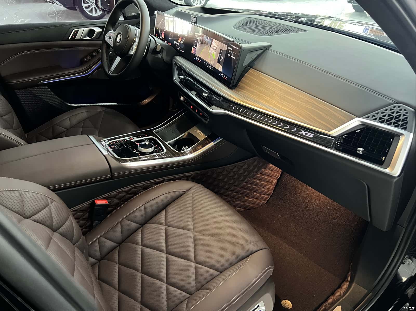 BMW X5, 2024 все фото
