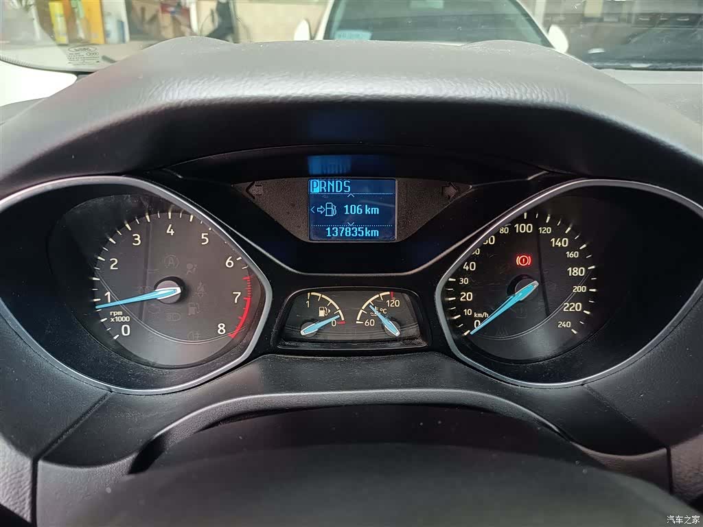 Ford Focus, 2016 11
