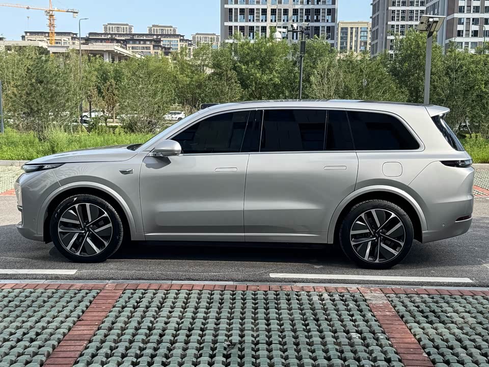 Li Auto Ideal L9