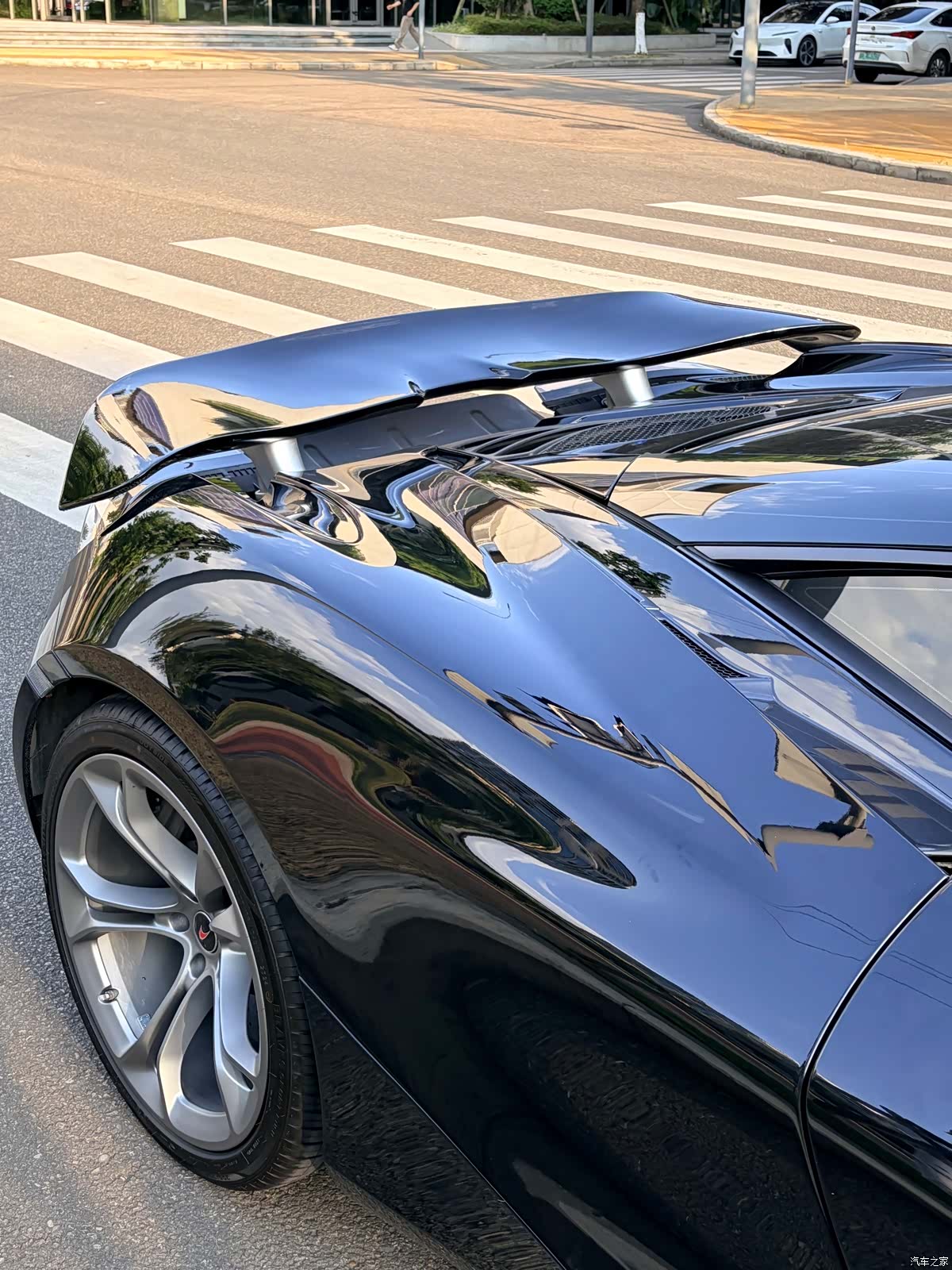 McLaren 720S, 2019 10
